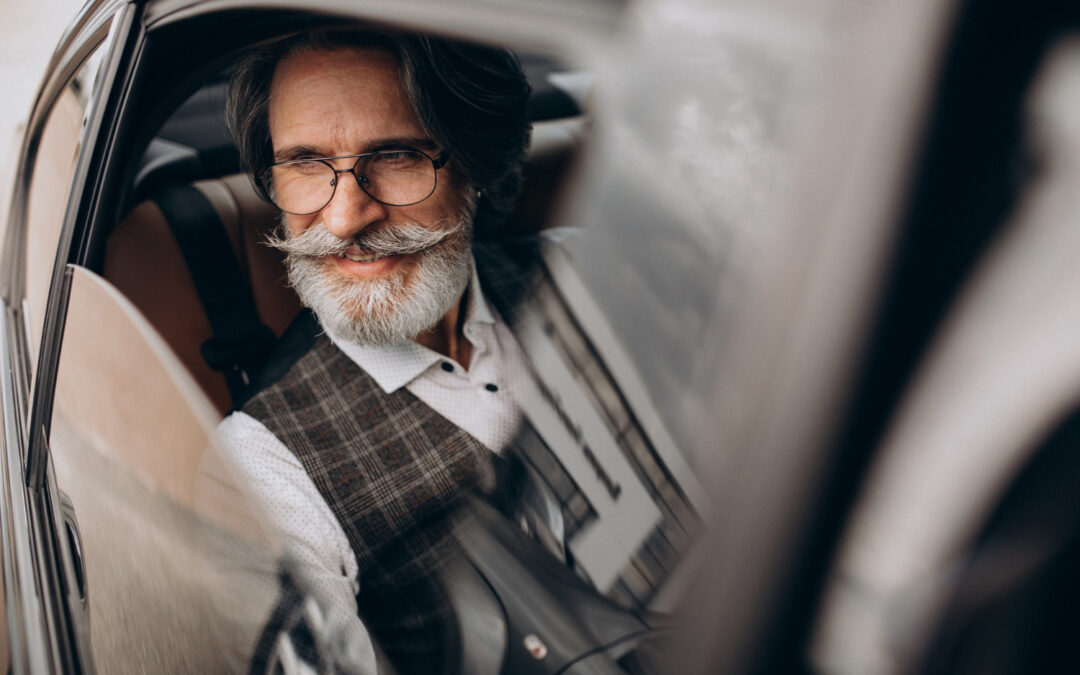 senior in car